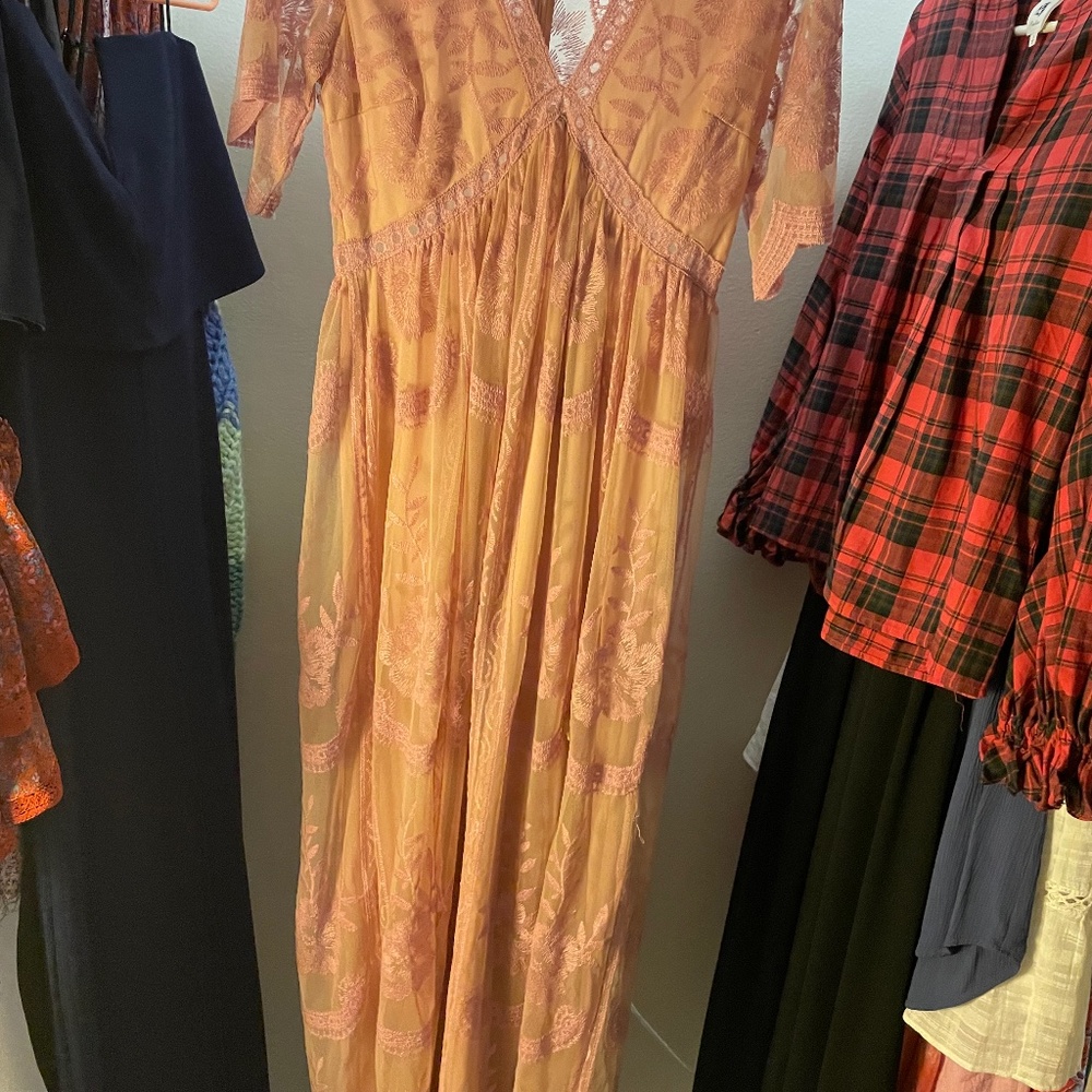 Lace maxi dress